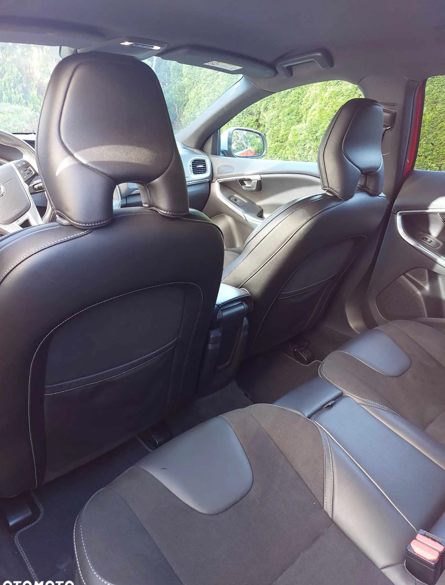 Volvo V40 cena 61500 przebieg: 170454, rok produkcji 2018 z Opole Lubelskie małe 781